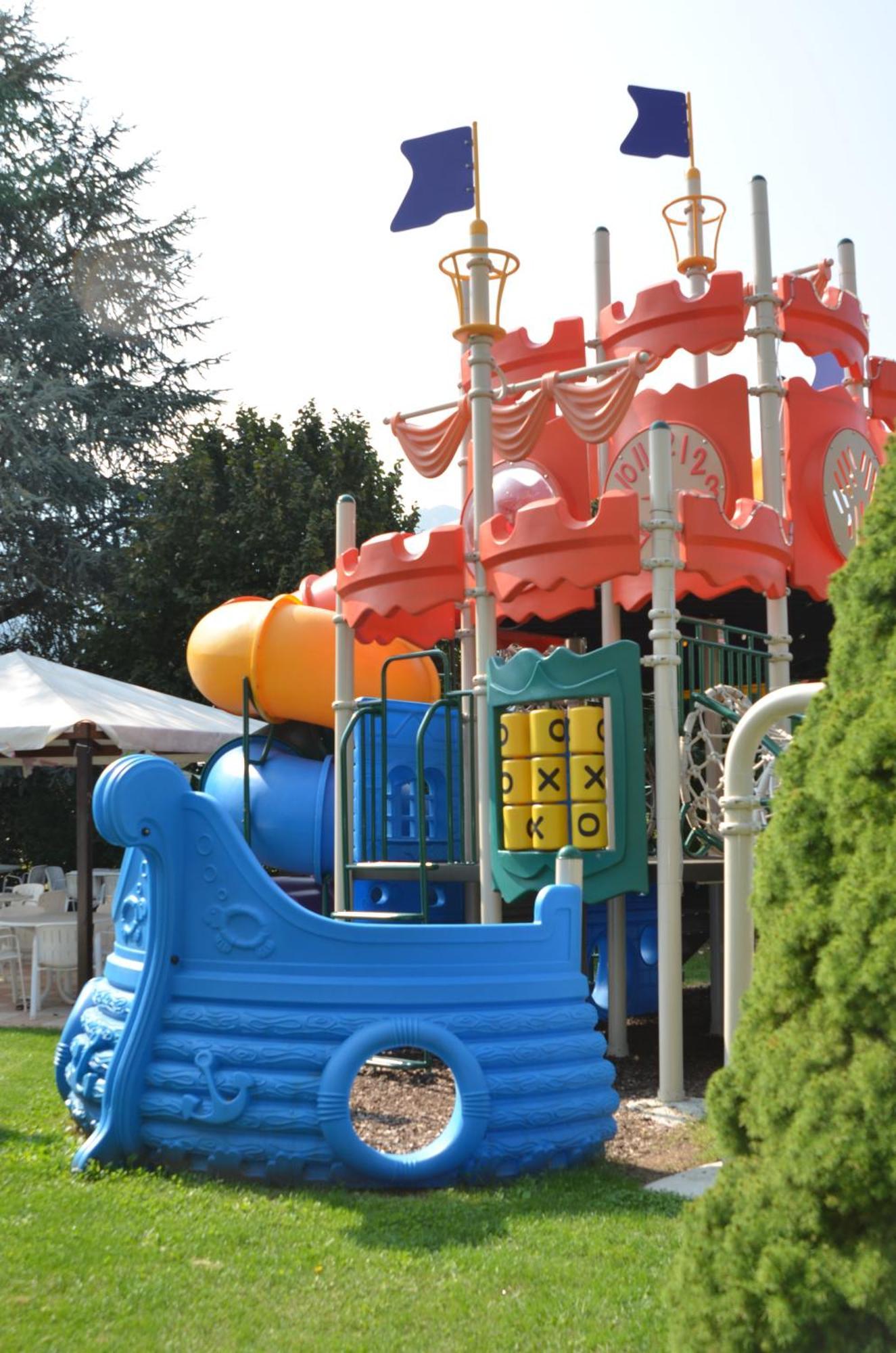 Family Hotel Primavera Левико-Терме Экстерьер фото
