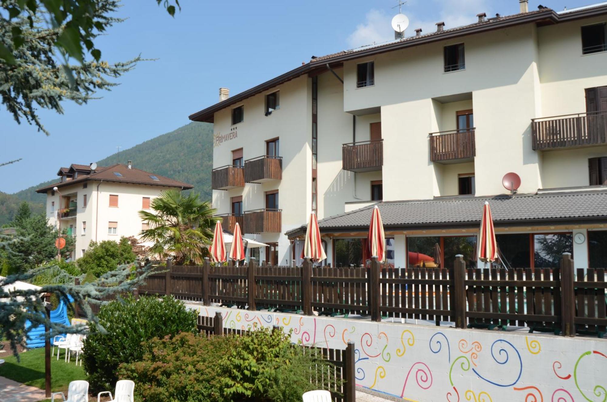 Family Hotel Primavera Левико-Терме Экстерьер фото