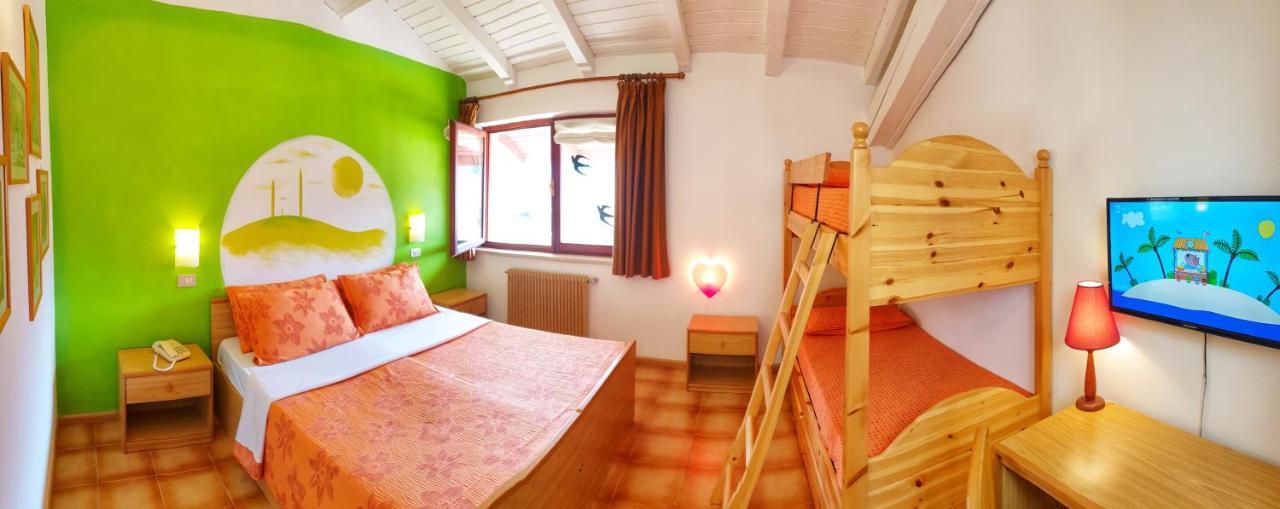 Family Hotel Primavera Левико-Терме Экстерьер фото